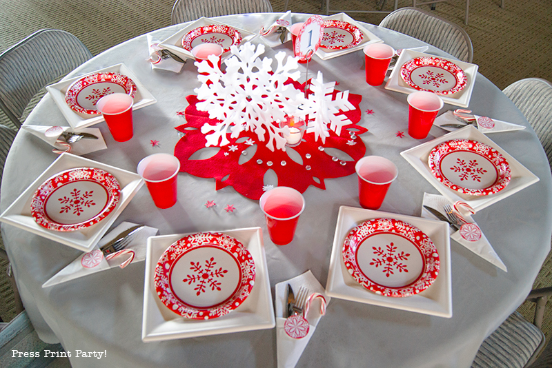 Red and While Snowflakes - Christmas table decor by Press Print Party