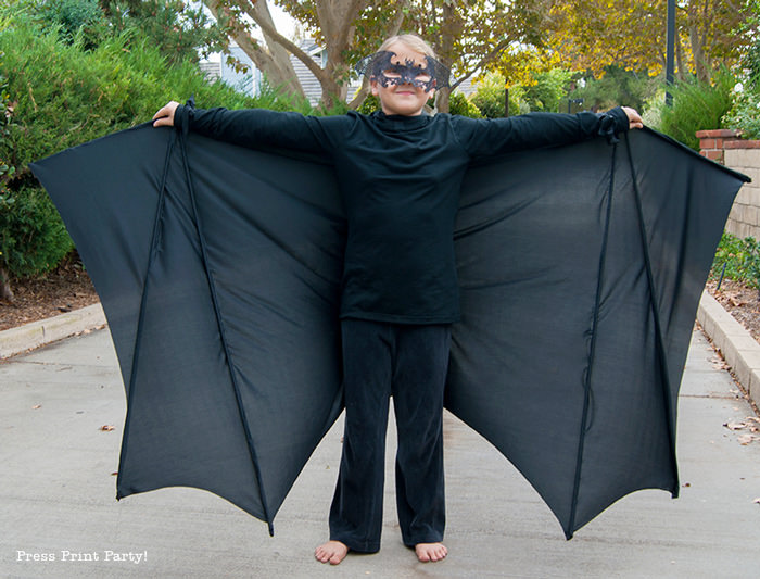 Girl with bat costume open wings - Press Print Party!