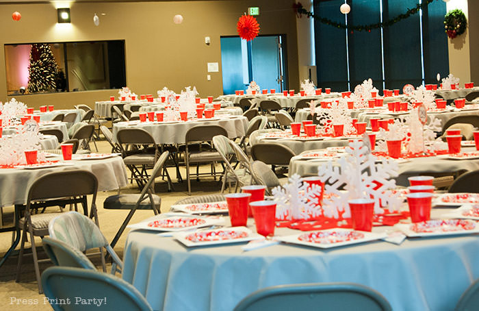 DIY Christmas Centerpiece Ideas red snowflake white foam snowflake on red felt snowflake table numbers Press Print Party!