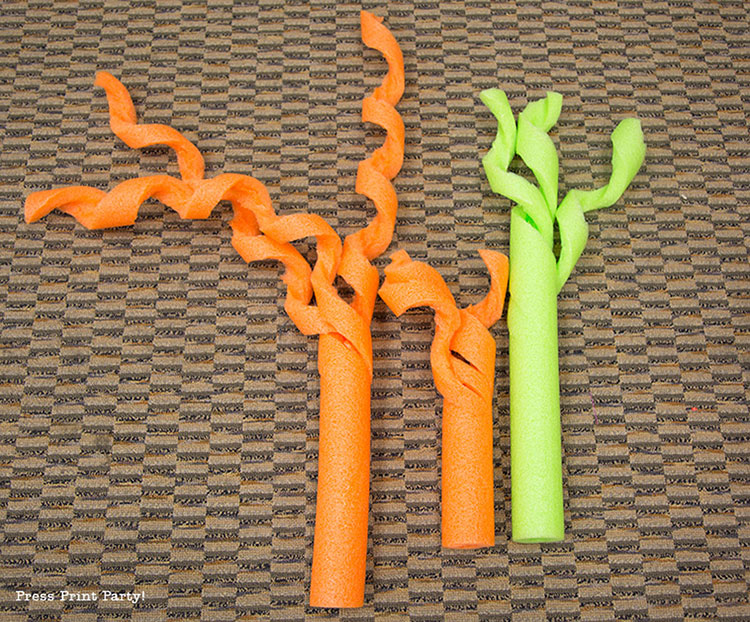 How to Make a Coral Reef Decoration by Press Print Party!