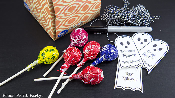 Ghost Lollipops DIY with FREE Halloween printable tags - By Press Print Party!