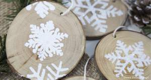 Rustic Wood Snowflake Ornement DIY - By Press Print Party!