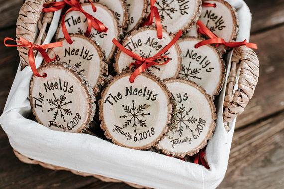 11 Wedding Favors Your Guests Will Love - By Press Print Party! Wood Ornements