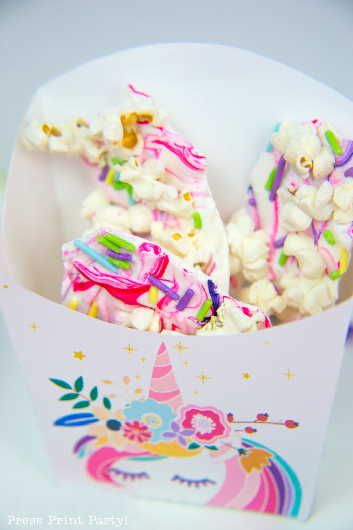 unicorn favor boxes with white chocolate bark inside