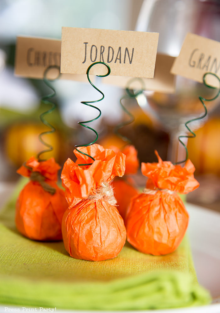 mini pumpkin thanksgiving place card holder craft with free printable card - Press Print Party!