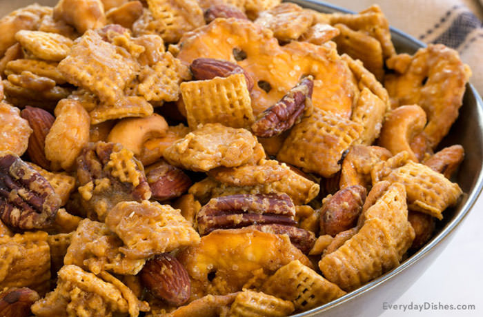 tofee sweet chex mix recipe