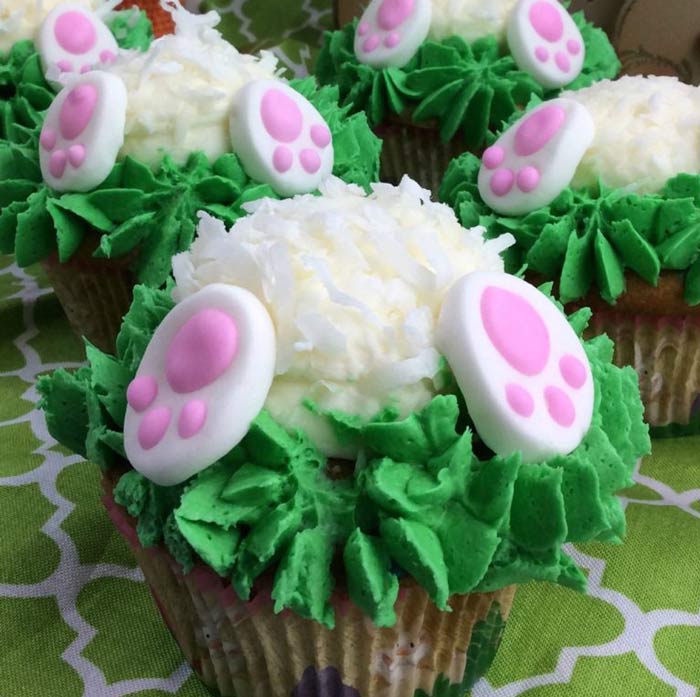 Adorable Easter Treats - bunny butt cupcakes - Press Print Party!