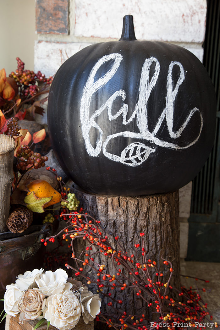 DIY Chalkboard pumpkin how to do chalk lettering with free printable desgins and instructions- Black chalkboard pumpkin with Fall for easy fall decorations- Press Print Party!
