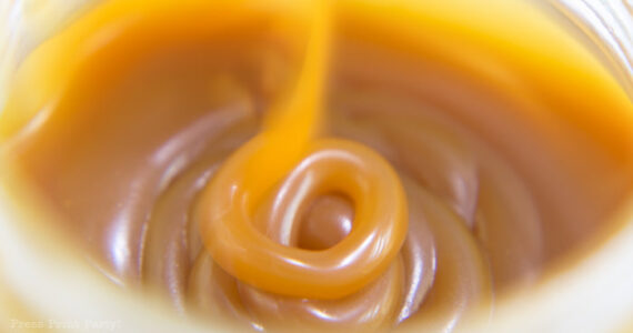 How to Make a Caramel Sauce - Easy Recipe - Press Print Party!