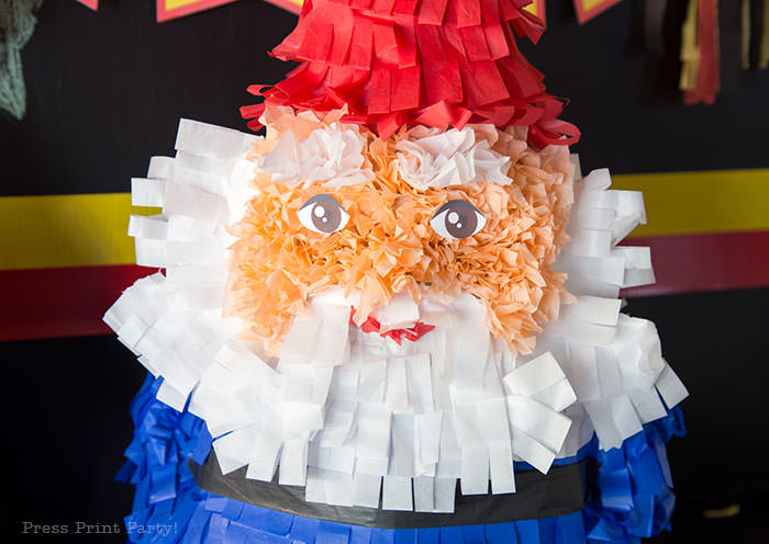 The amazing race party ideas - Roaming gnome pinata DIY - Press Print Party!