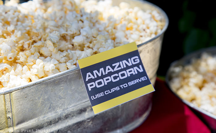 Amazing Race place card food tent for popcorn yellow and black - The amazing race party ideas - Press Print Party!