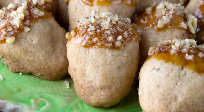 shortbread acorn cookies - Cute desserts for thanksgiving