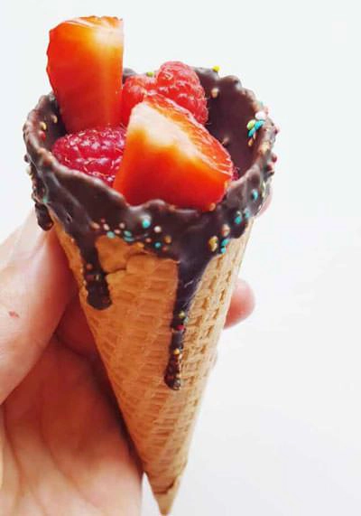 Easy party desserts Finger foods - Fruit-Cones