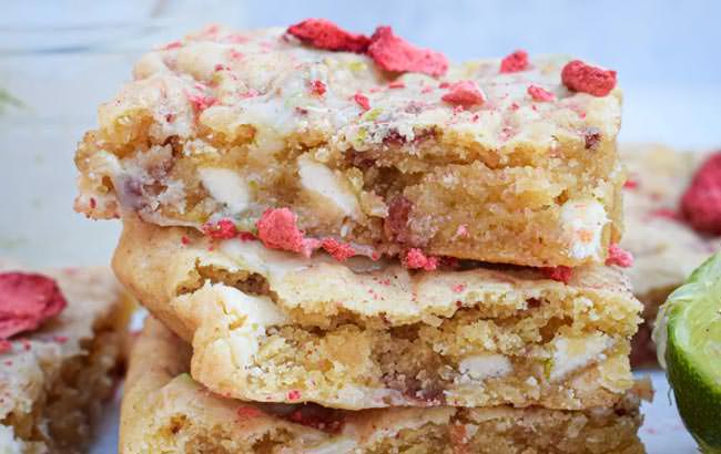Easy party desserts Finger foods - Strawberry & Lime White Chocolate Blondies