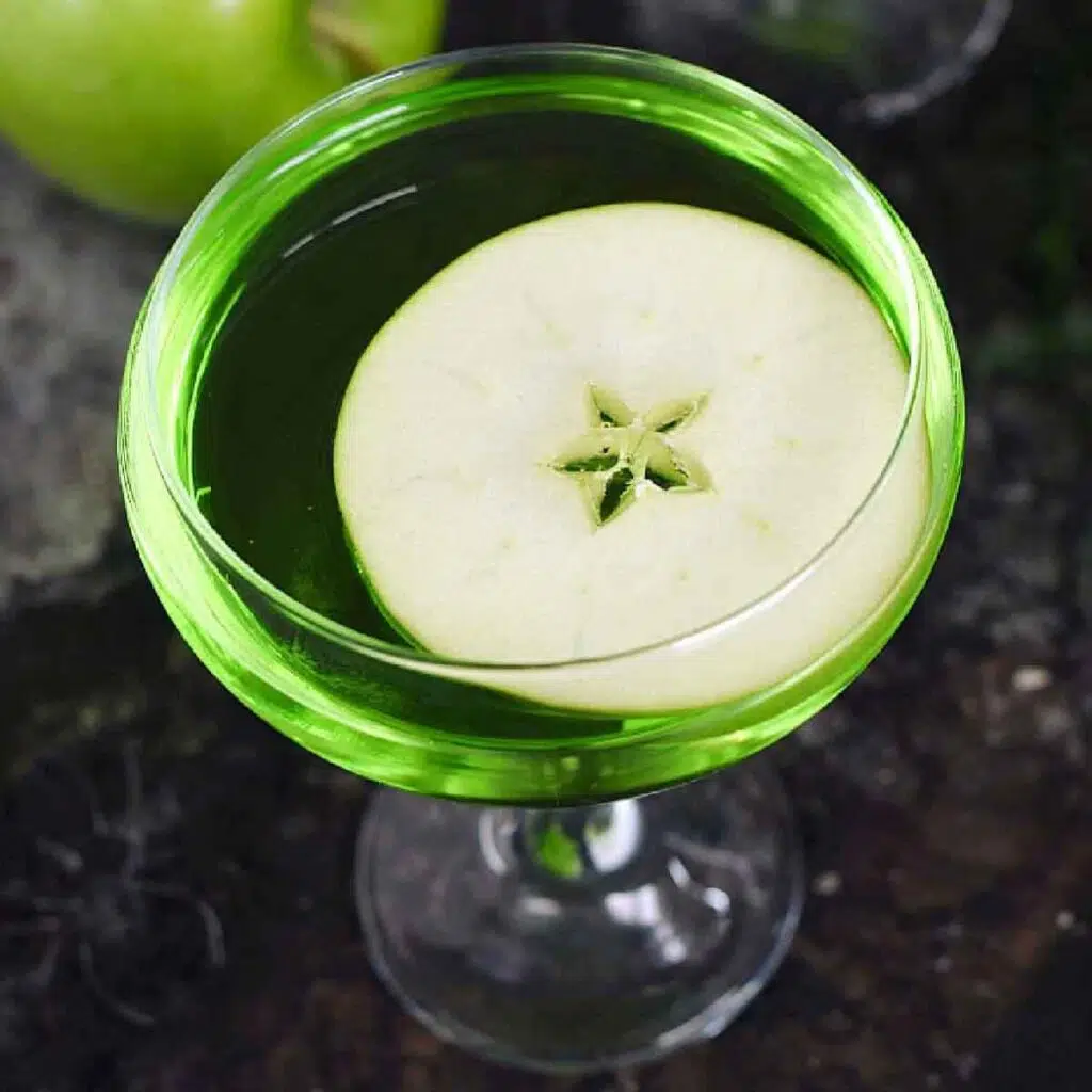 Pomegranate Orange Holiday Punch - Cooking with Curls