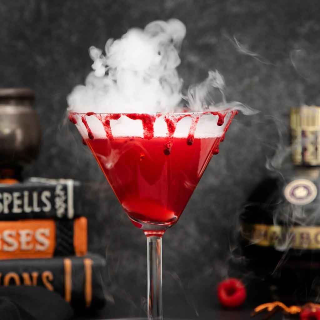 smoking cocktail vampire kiss- 33 Wickedly Fun Recipes for Halloween Drinks ideas non alcoholic for Kids & alcoholic for Adults - Press Print Party
