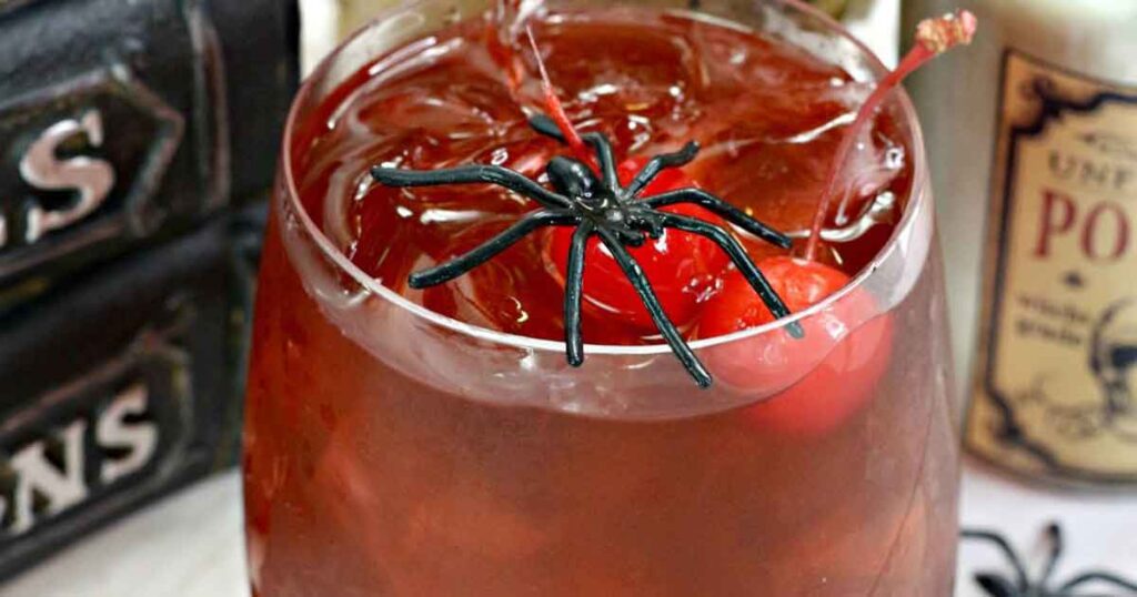 spider venom cocktail - 33 Wickedly Fun Recipes for Halloween Drinks ideas non alcoholic for Kids & alcoholic for Adults - Press Print Party