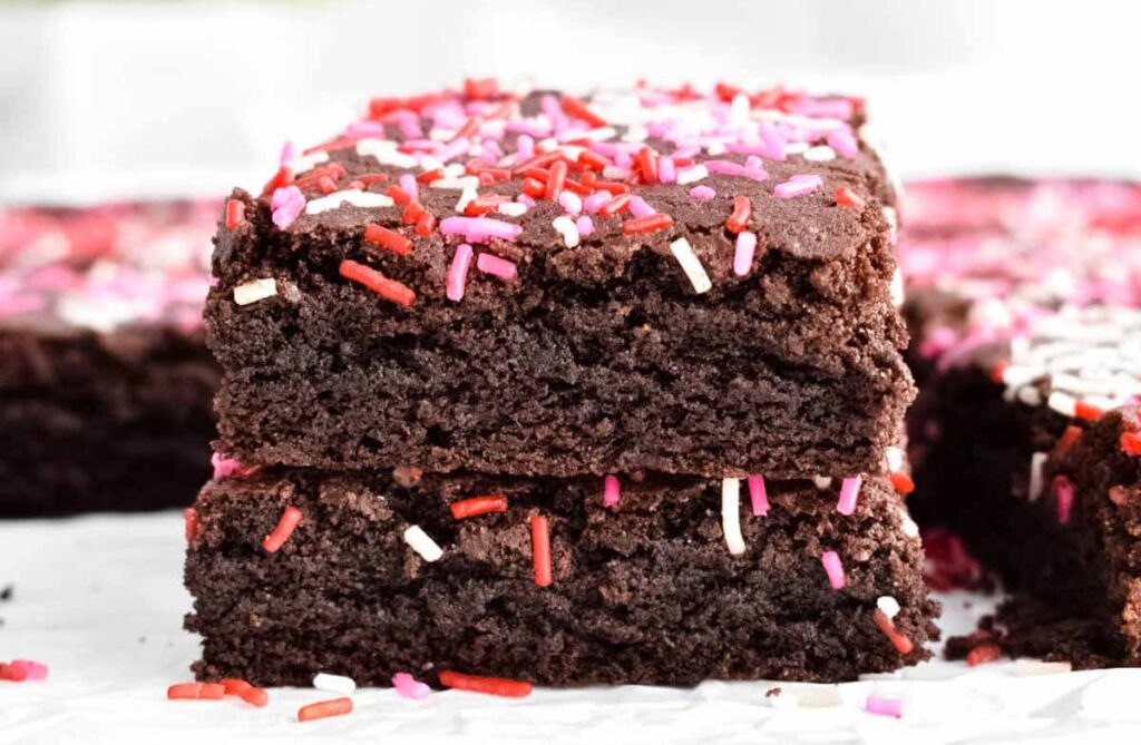 valentines day brownies -Valentine Snack Ideas for Classroom parties at school - Press Print Party!