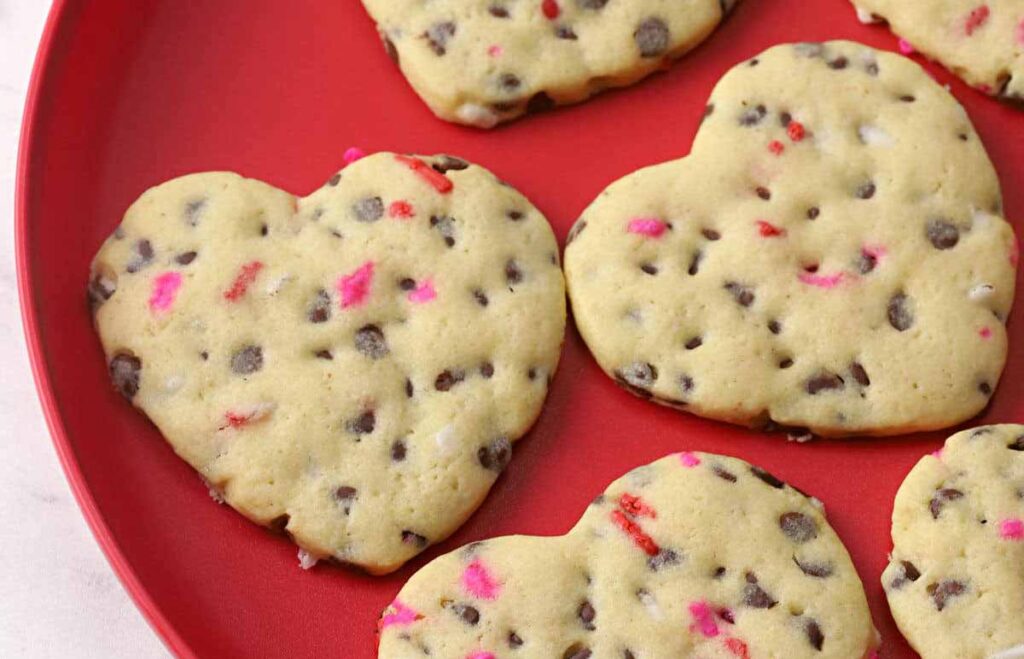heart cookies -Valentine Snack Ideas for Classroom parties at school - Press Print Party!