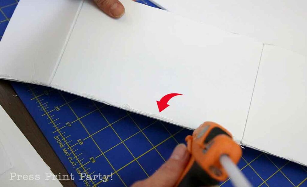 gluing the side walls- balloon mosaic letters tutorial - Press Print Party!