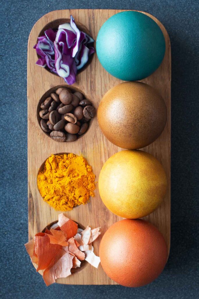 natural dyes- - 13 Creative Ideas for Coloring Easter Eggs with the Kids- Press Print Party!