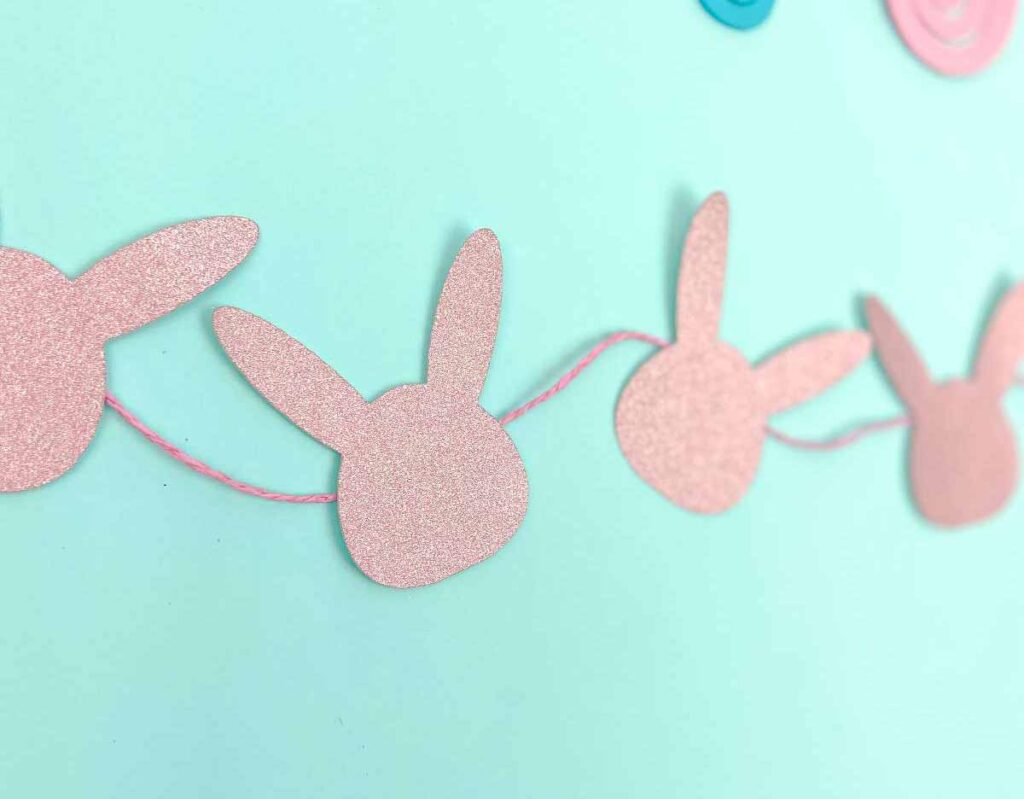 easter bunny garland - DIY Easter decorating ideas homemade DIY Easter decorations - Press Print Party!