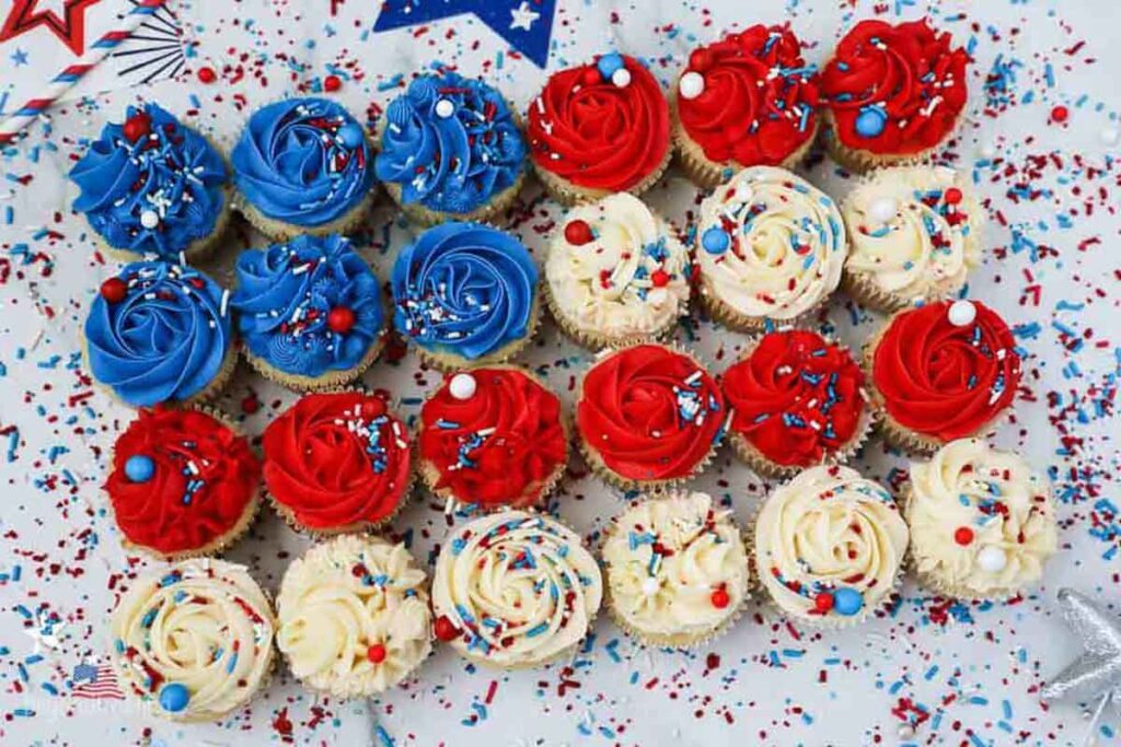 american flag cupcake cake - 75 Red White and Blue Food Ideas and Patriotic Recipes for fourth of July, memorial day. Press Print Party!