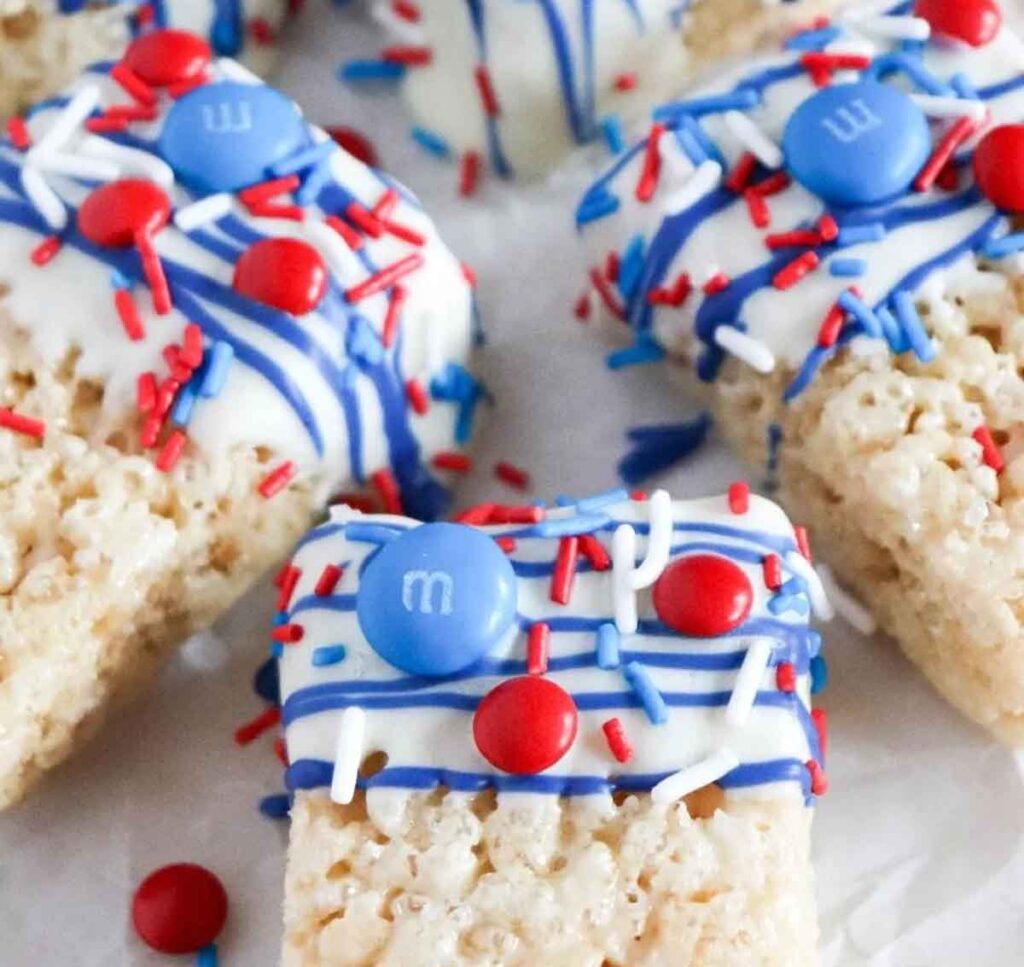 Patriotic rice krispies - 75 Red White and Blue Food Ideas and Patriotic Recipes for fourth of July, memorial day. Press Print Party!