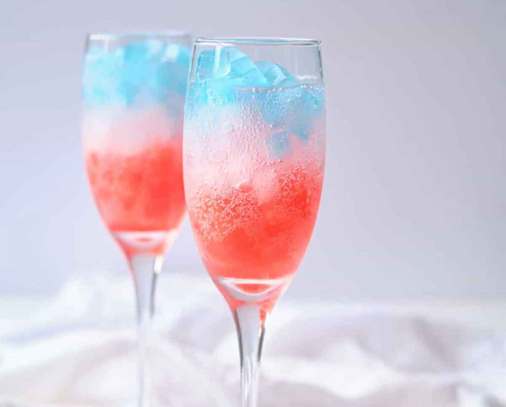 cocktail - 75 Red White and Blue Food Ideas and Patriotic Recipes for fourth of July, memorial day. Press Print Party!