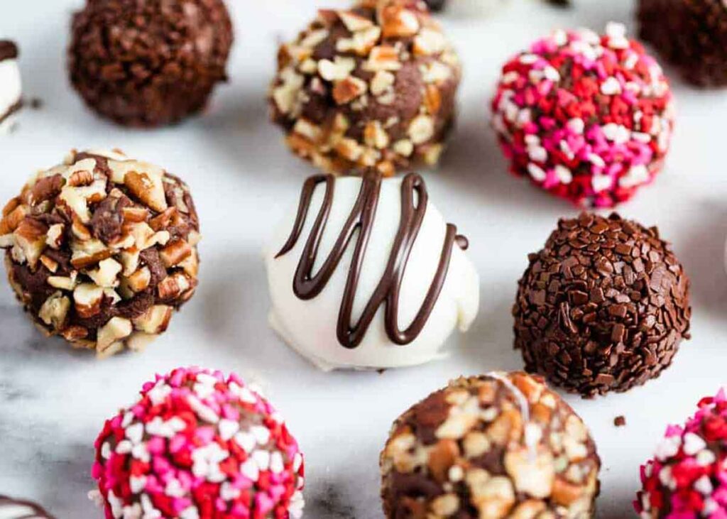 EASY Homemade Oreo Cookies - I Heart Naptime