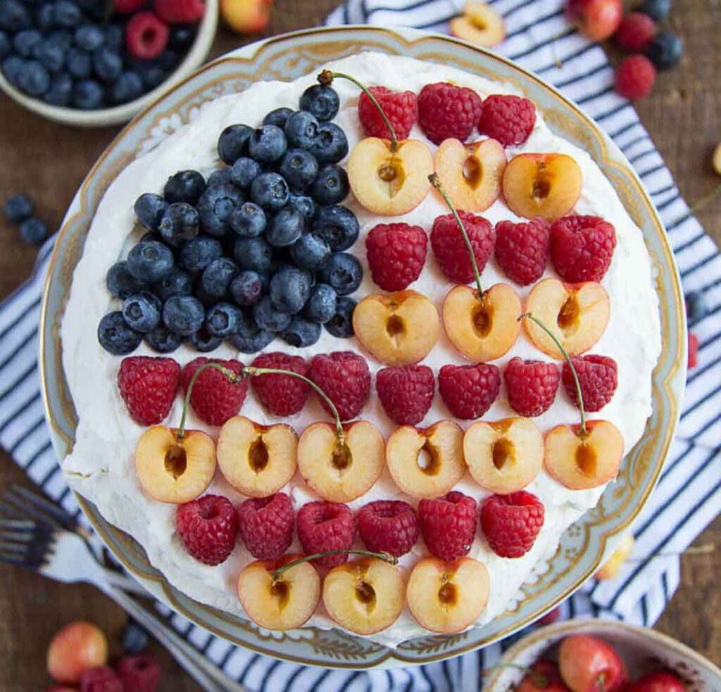 patriotic pavlova - 75 Red White and Blue Food Ideas and Patriotic Recipes for fourth of July, memorial day. Press Print Party!