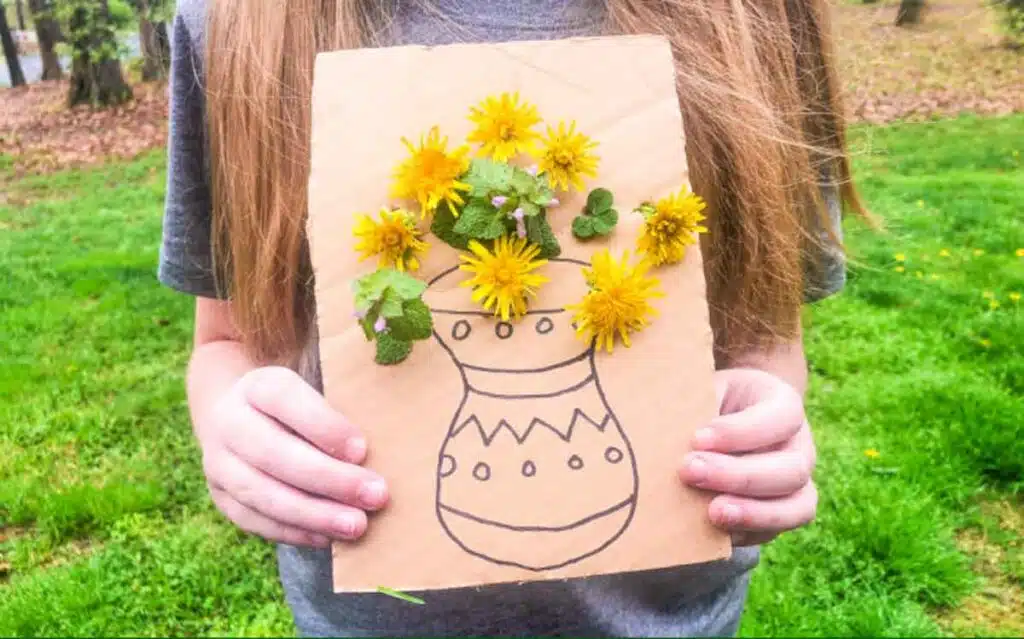 nature walk cardboard vase - 23 DIY Summer Fun Activities to Get Kids off the Couch Now - Press Print Party!