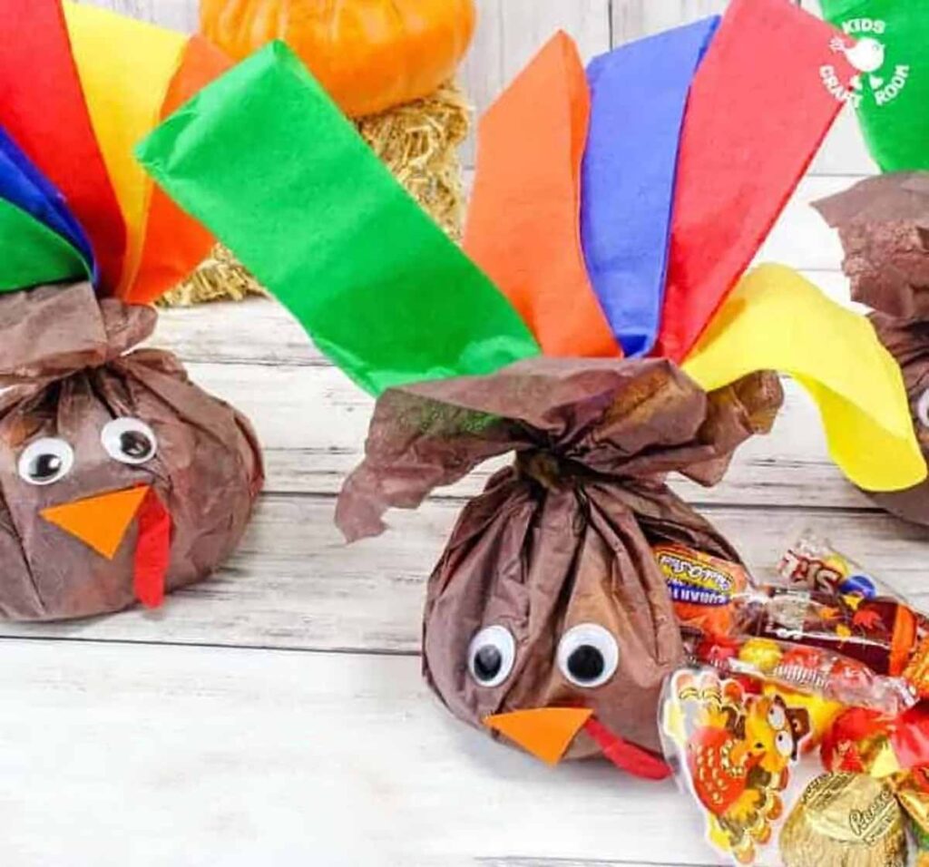 candy filled turkey favors - 45 Turkey crafts ideas for kids - Press Print Party!