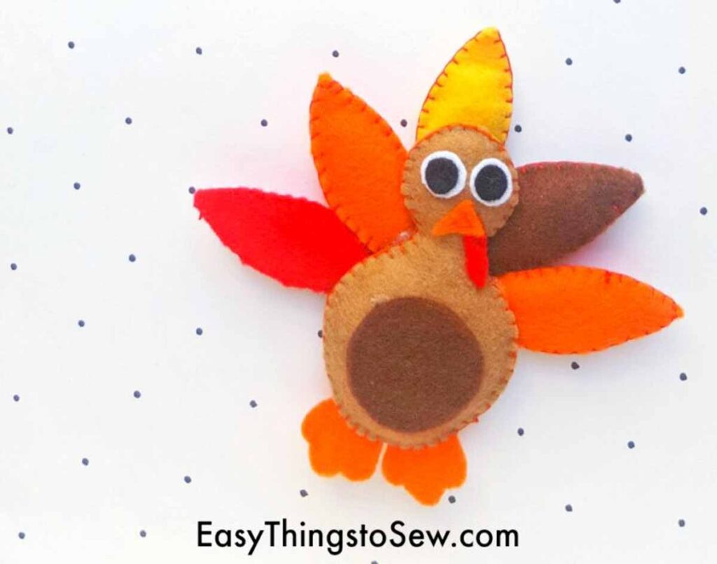 felt turkey craft - 45 Turkey crafts ideas for kids - Press Print Party!