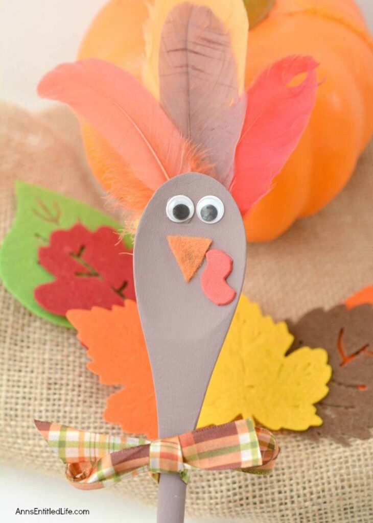 turkey spoon puppet craft - 45 Turkey crafts ideas for kids - Press Print Party!