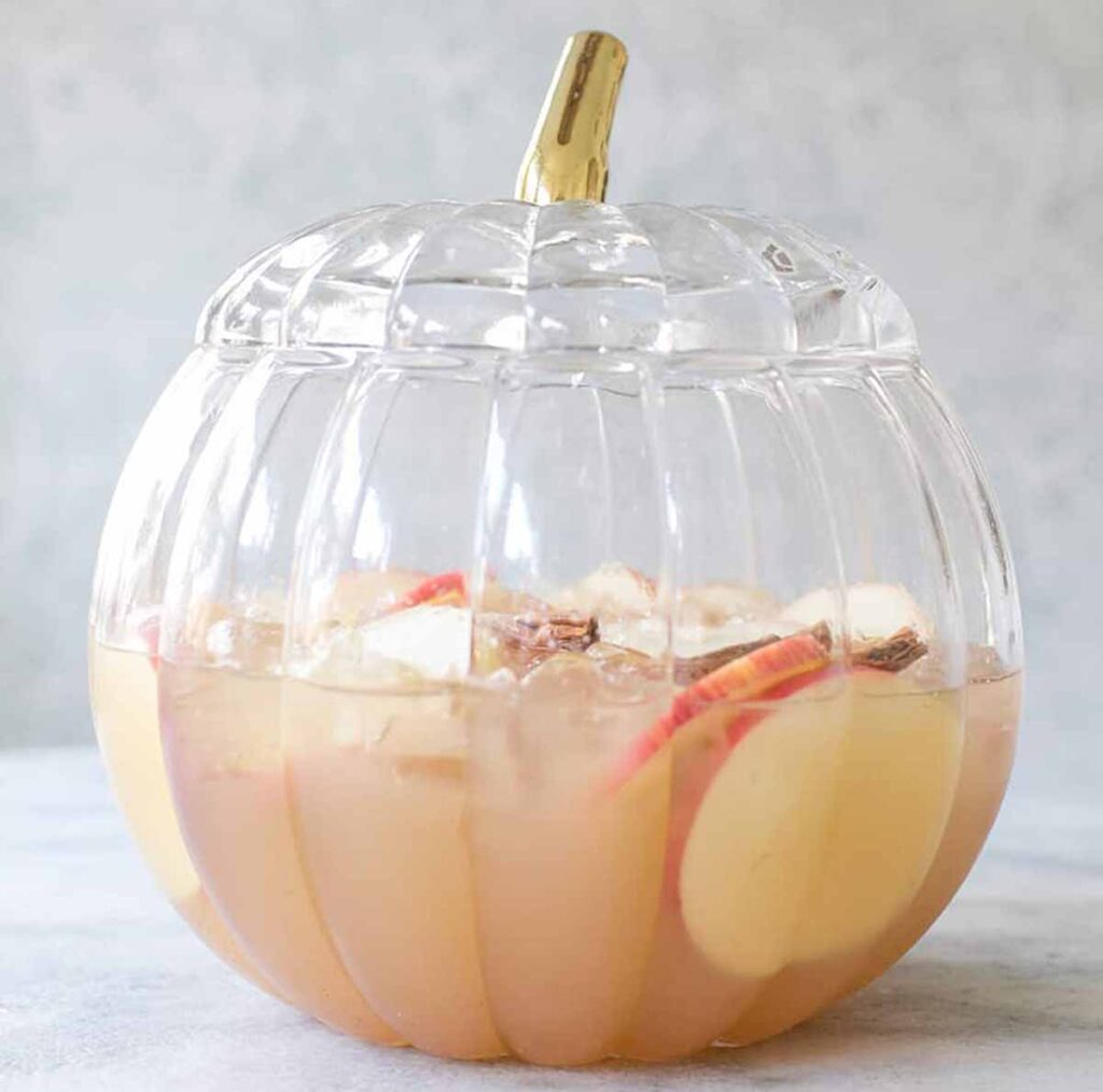 hard apple cider kombucha - Tasty Thanksgiving punch recipe non-alcoholic and alcoholic to feed a crowd. Press Print Party
