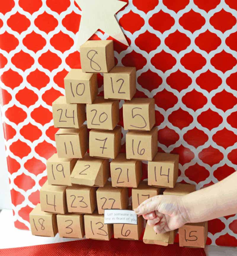 Christmas advent calendar ideas for kids to countdown till Christmas. free printables and crafts - Press Print Party!