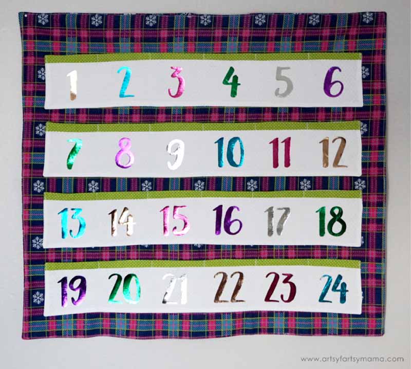 fabric pocket calendar - Christmas advent calendar ideas for kids to countdown till Christmas. free printables and crafts - Press Print Party!