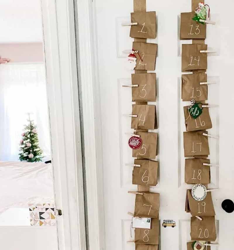 Christmas advent calendar ideas for kids to countdown till Christmas. free printables and crafts - Press Print Party!