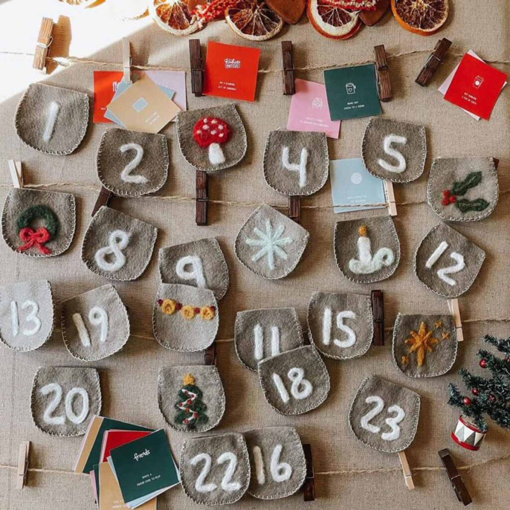 Christmas advent calendar ideas for kids to countdown till Christmas. free printables and crafts - Press Print Party!