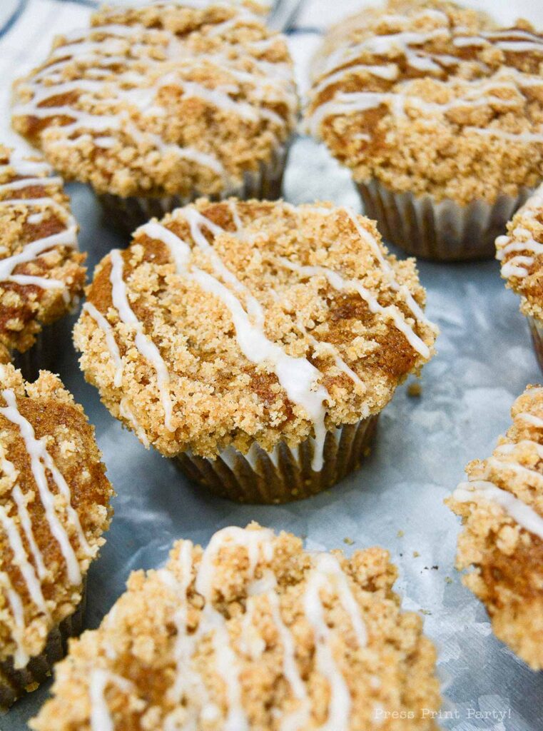 pumpkin streusel muffins recipe with vanilla glaze. A great fall treat for thanksgiving dessert - Press Print Party!