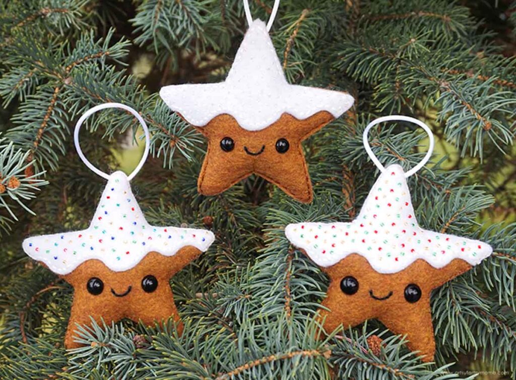 star felt ornaments kawaii - 55 DIY Christmas Ornaments for Kids to Make and feel proud of for little kids and big kids - Press Print Party