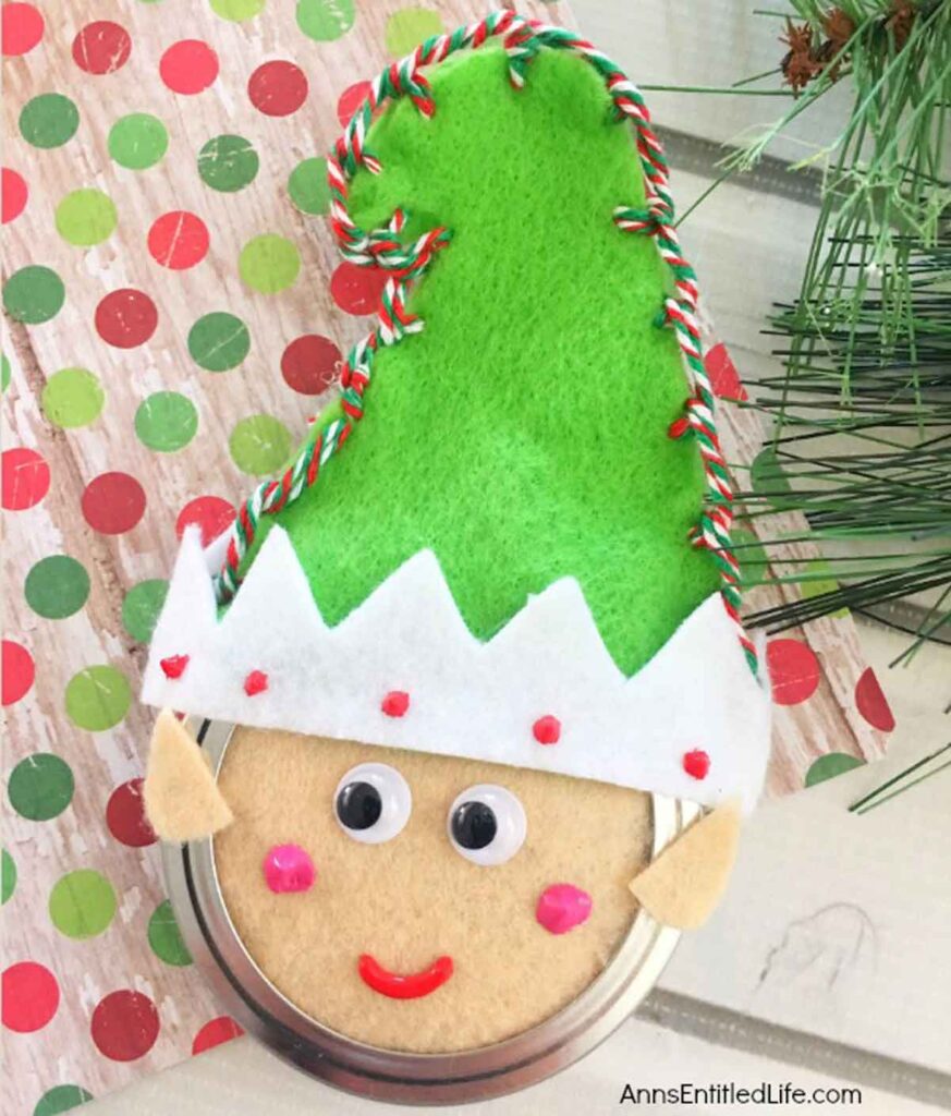 elf mason jar lid ornament - 55 DIY Christmas Ornaments for Kids to Make and feel proud of for little kids and big kids - Press Print Party