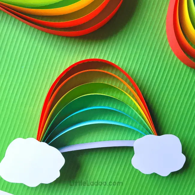 paper strip rainbow craft - 25 cool rainbow crafts for kids and art ideas - Press Print Party!