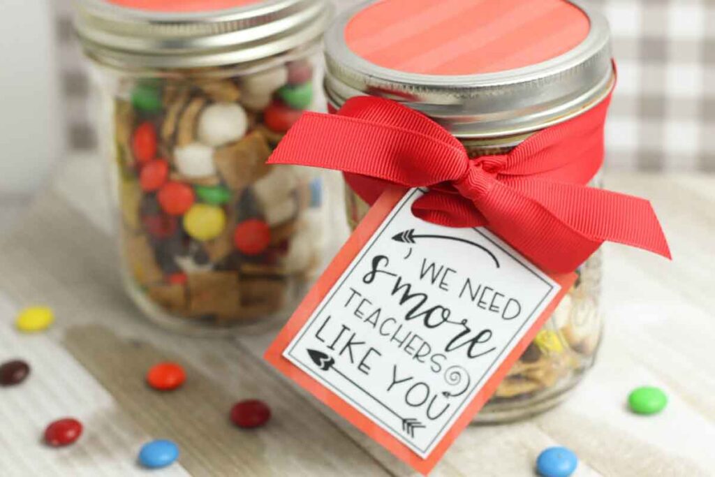 mason jar with smore kit and We need smore teachers like you tag
